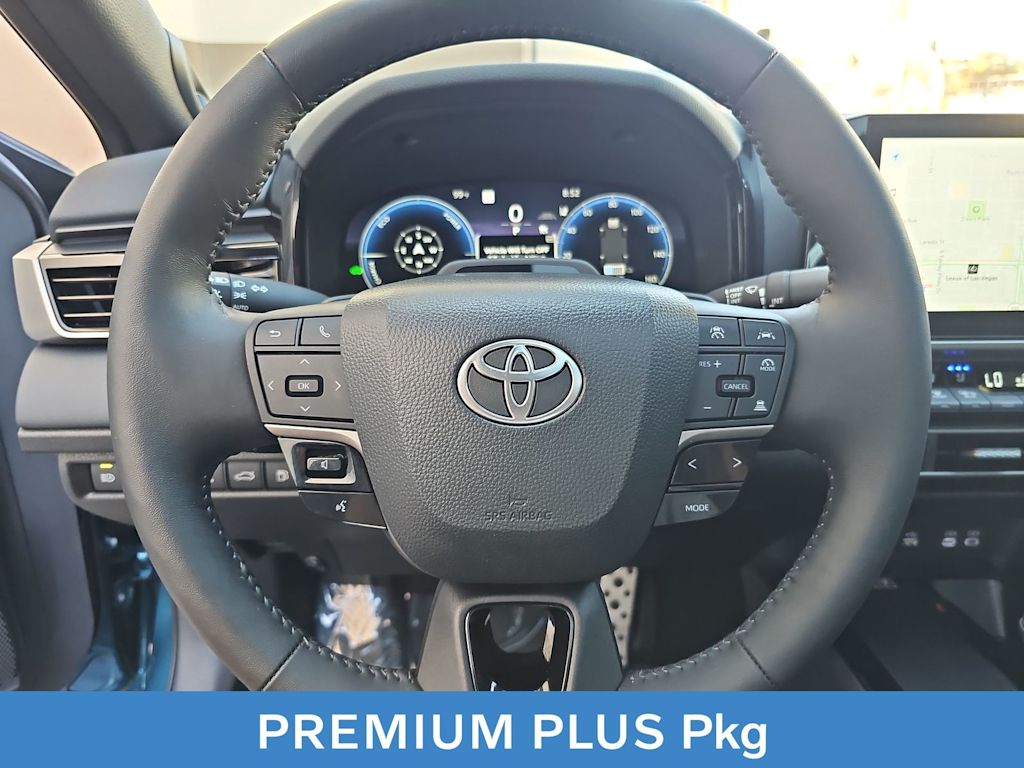 Thumbnail: 2025 Toyota Camry - 13