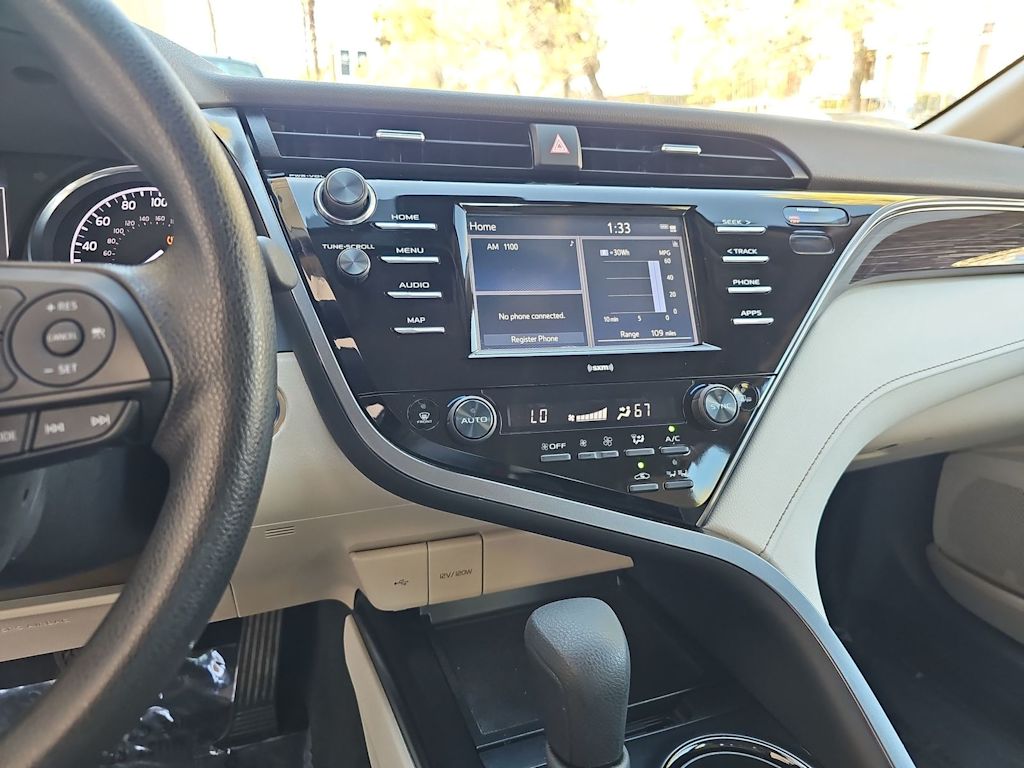 Thumbnail: 2020 Toyota Camry - 15