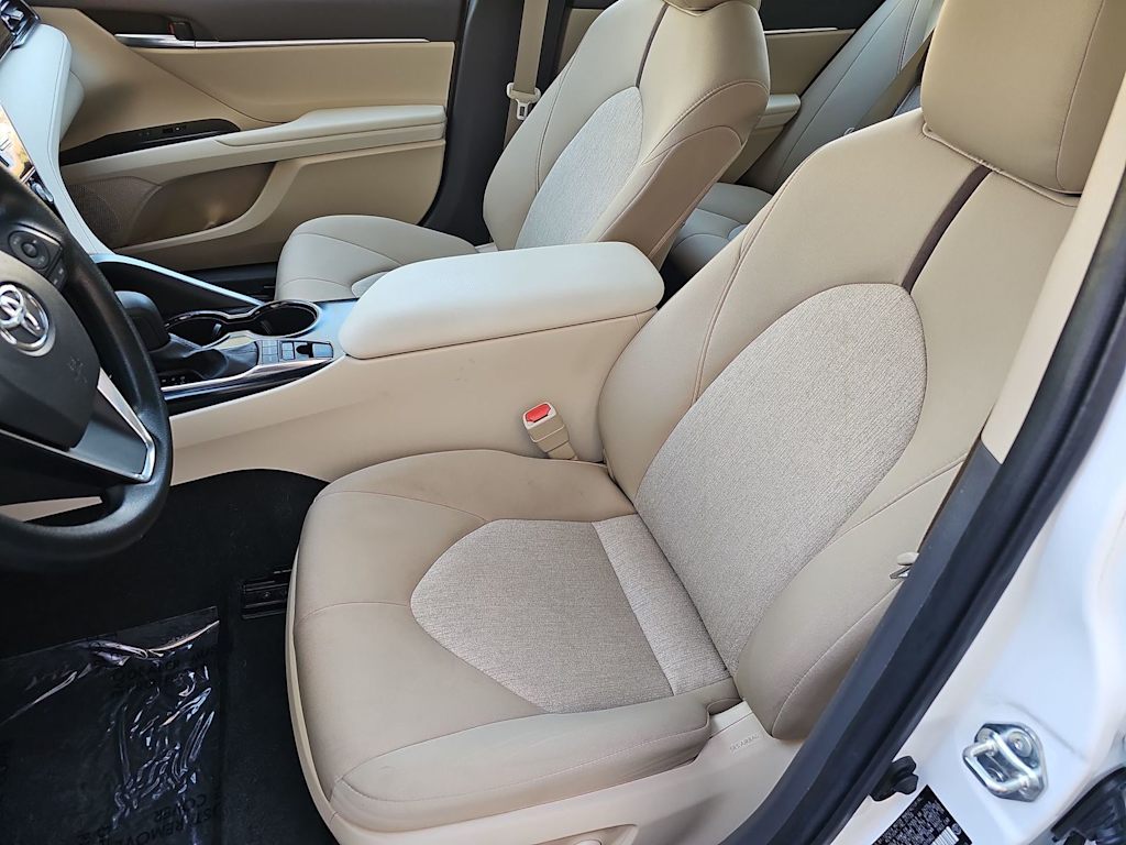 Thumbnail: 2020 Toyota Camry - 11