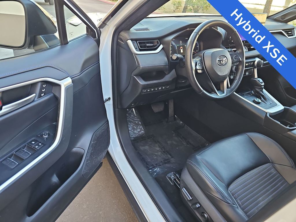 Thumbnail: 2025 Toyota RAV4 - 2