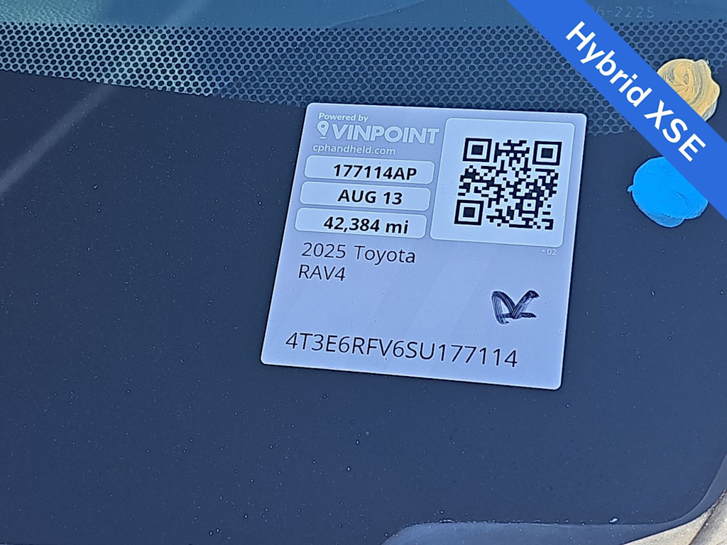 Thumbnail: 2025 Toyota RAV4 - 17