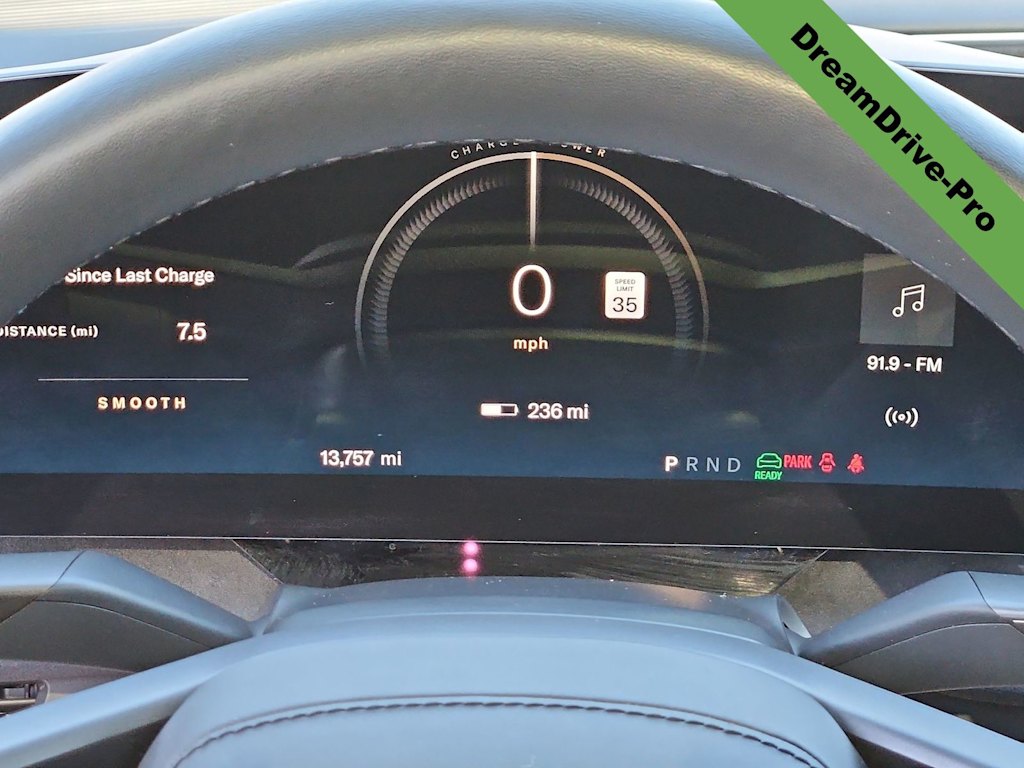 Thumbnail: 2023 Lucid Air - 25