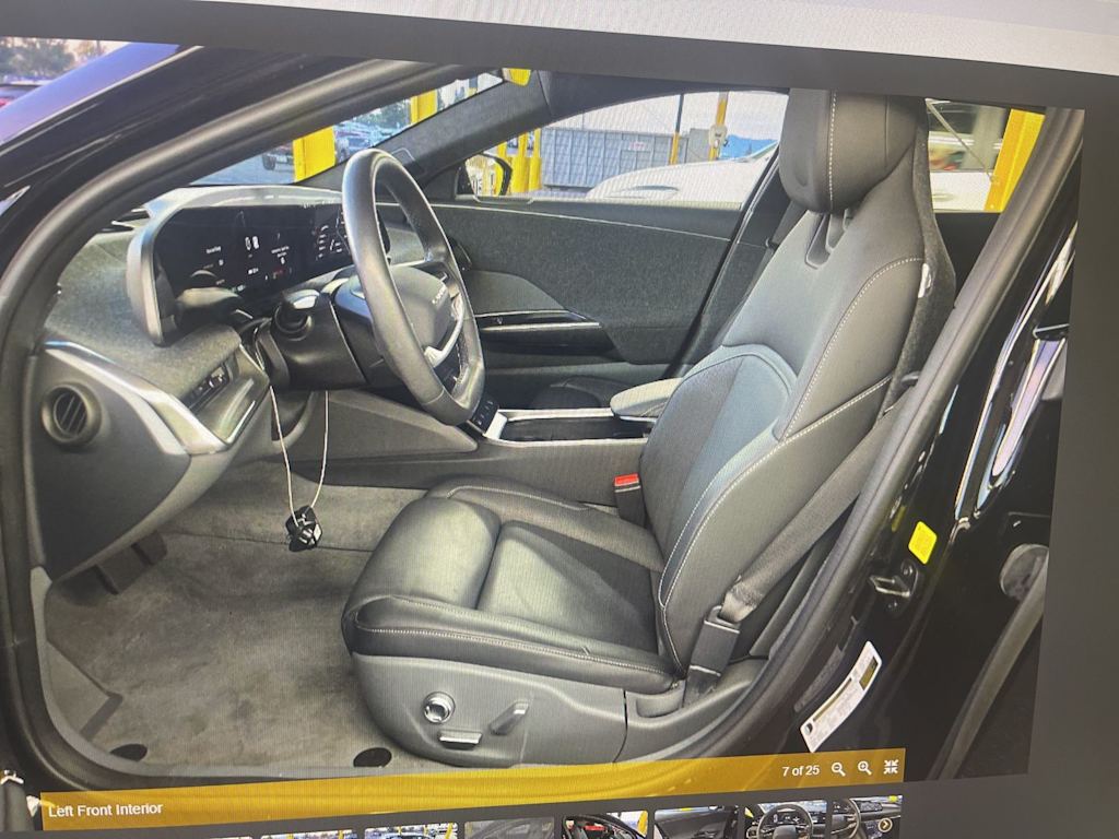 Thumbnail: 2024 Lucid Air - 6