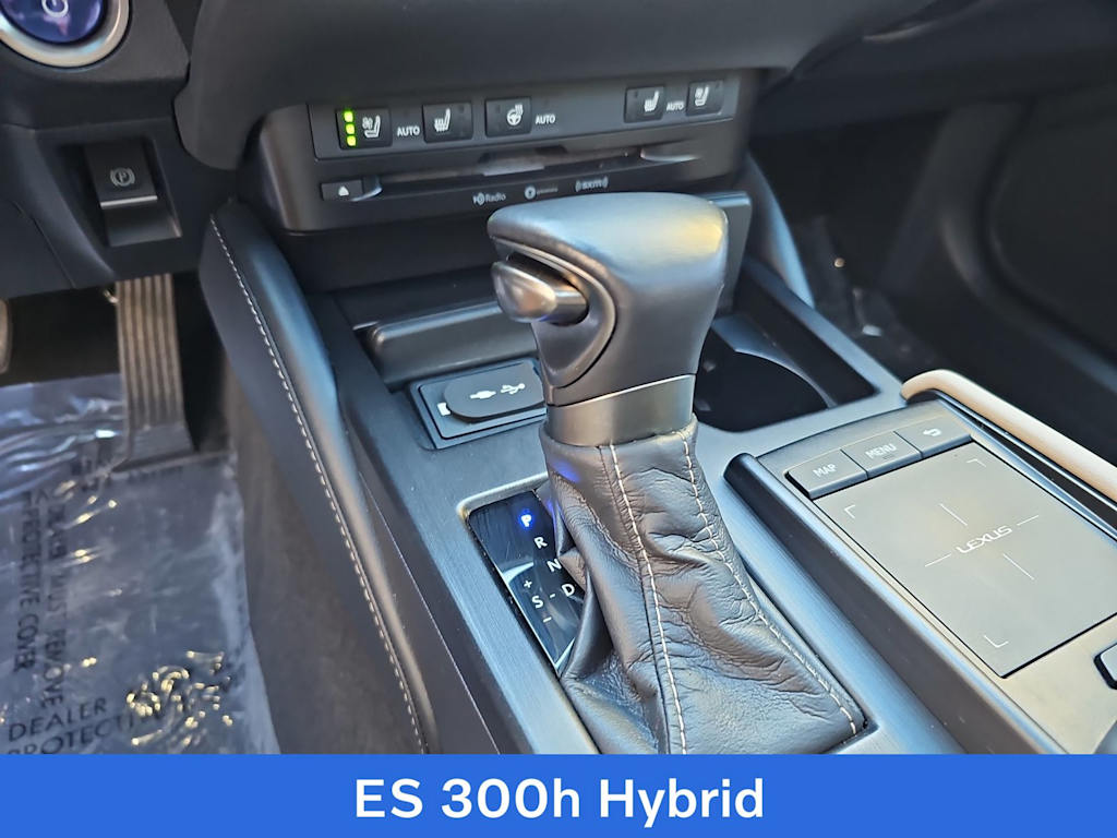 Thumbnail: 2019 Lexus ES - 15
