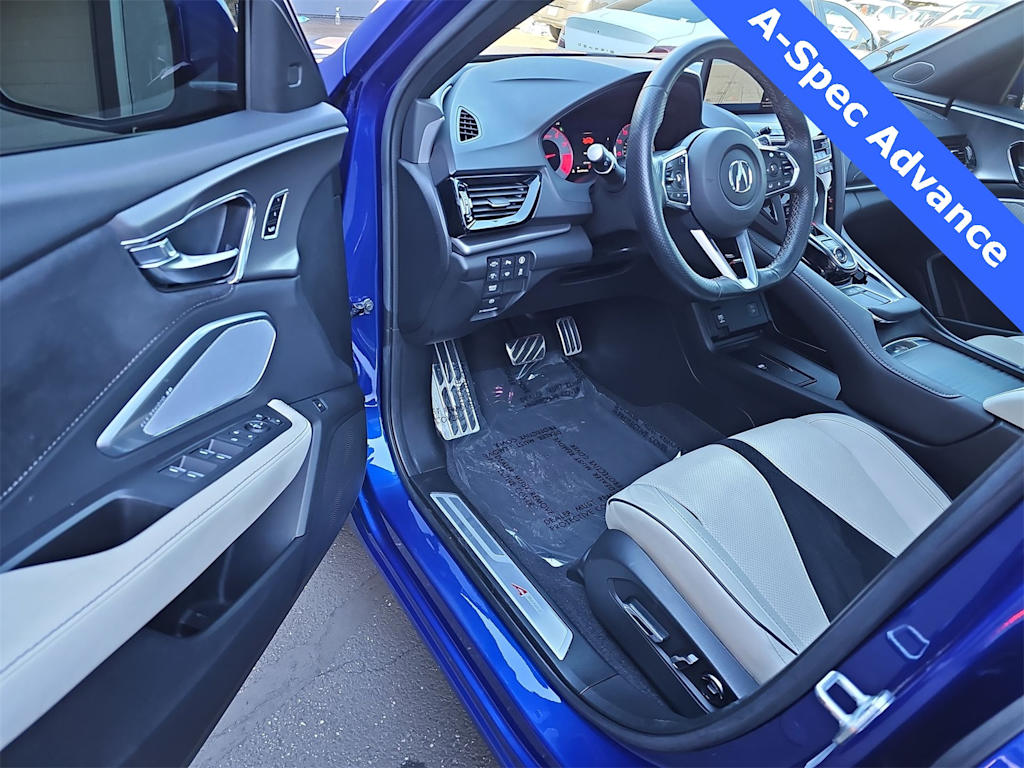 Thumbnail: 2022 Acura RDX - 2