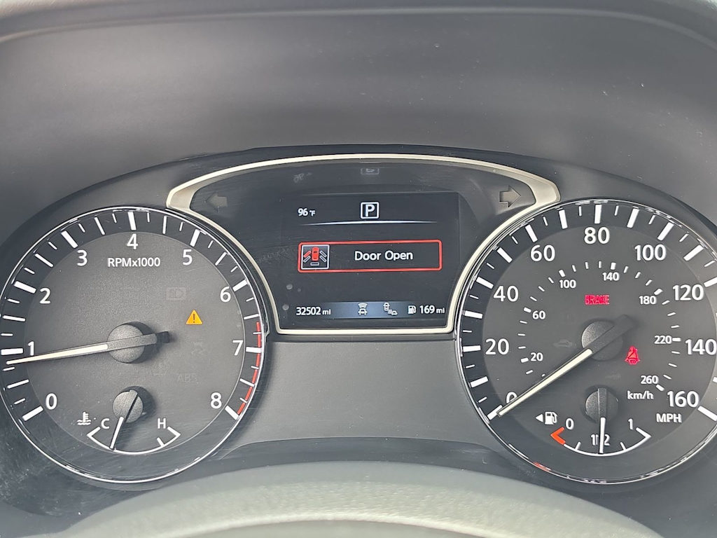 Thumbnail: 2020 Nissan Pathfinder - 17