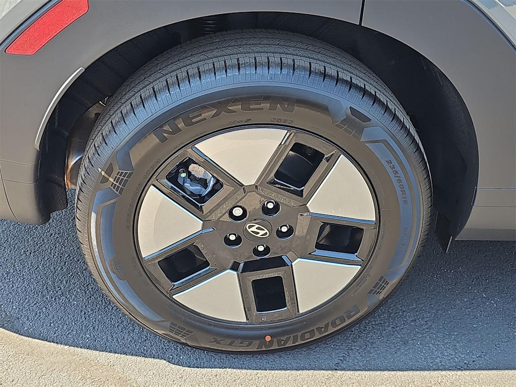 Thumbnail: 2026 Hyundai Santa Fe - 8