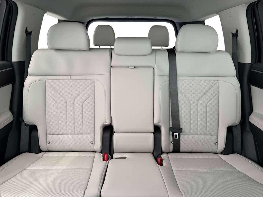 Thumbnail: 2026 Hyundai Santa Fe - 8