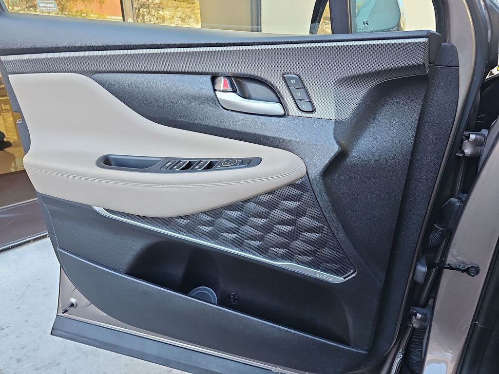 Thumbnail: 2019 Hyundai Santa Fe - 28