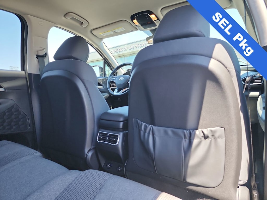 Thumbnail: 2021 Hyundai Santa Fe - 11