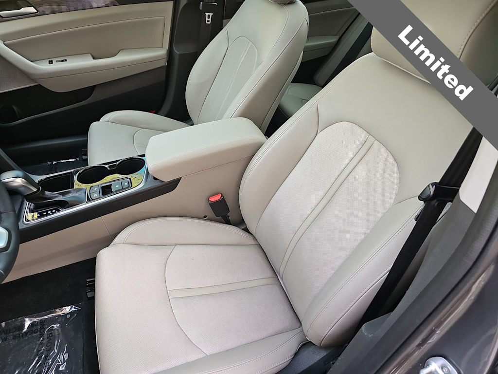 Thumbnail: 2019 Hyundai Sonata - 11