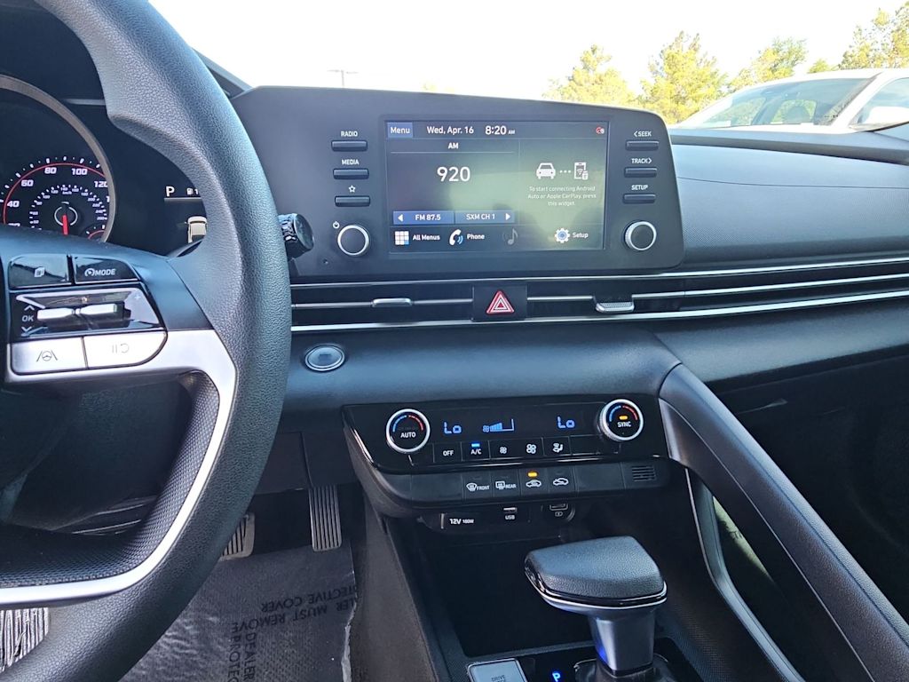 Thumbnail: 2022 Hyundai Elantra - 14