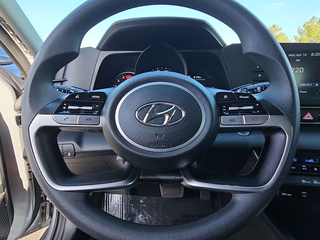 Thumbnail: 2022 Hyundai Elantra - 13