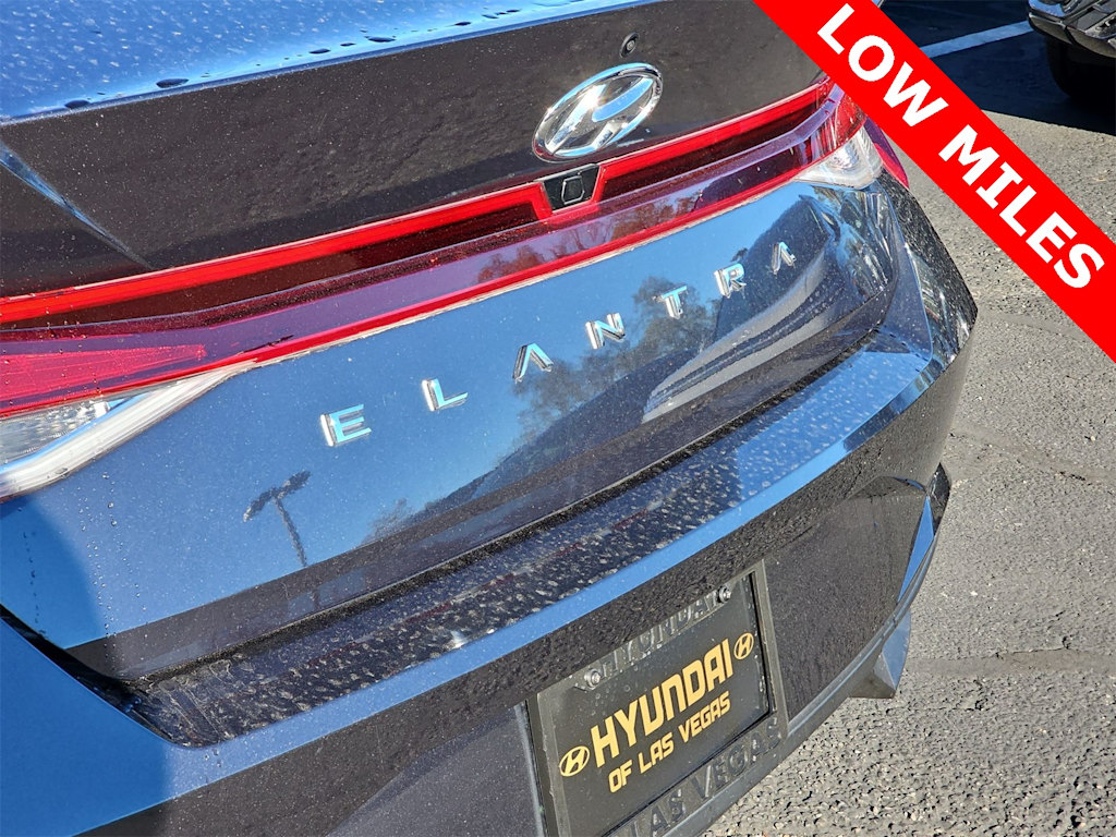 Thumbnail: 2021 Hyundai Elantra - 7