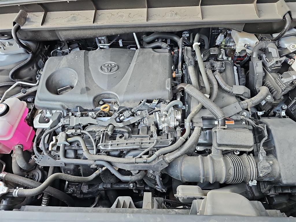 Thumbnail: 2023 Toyota Highlander - 8