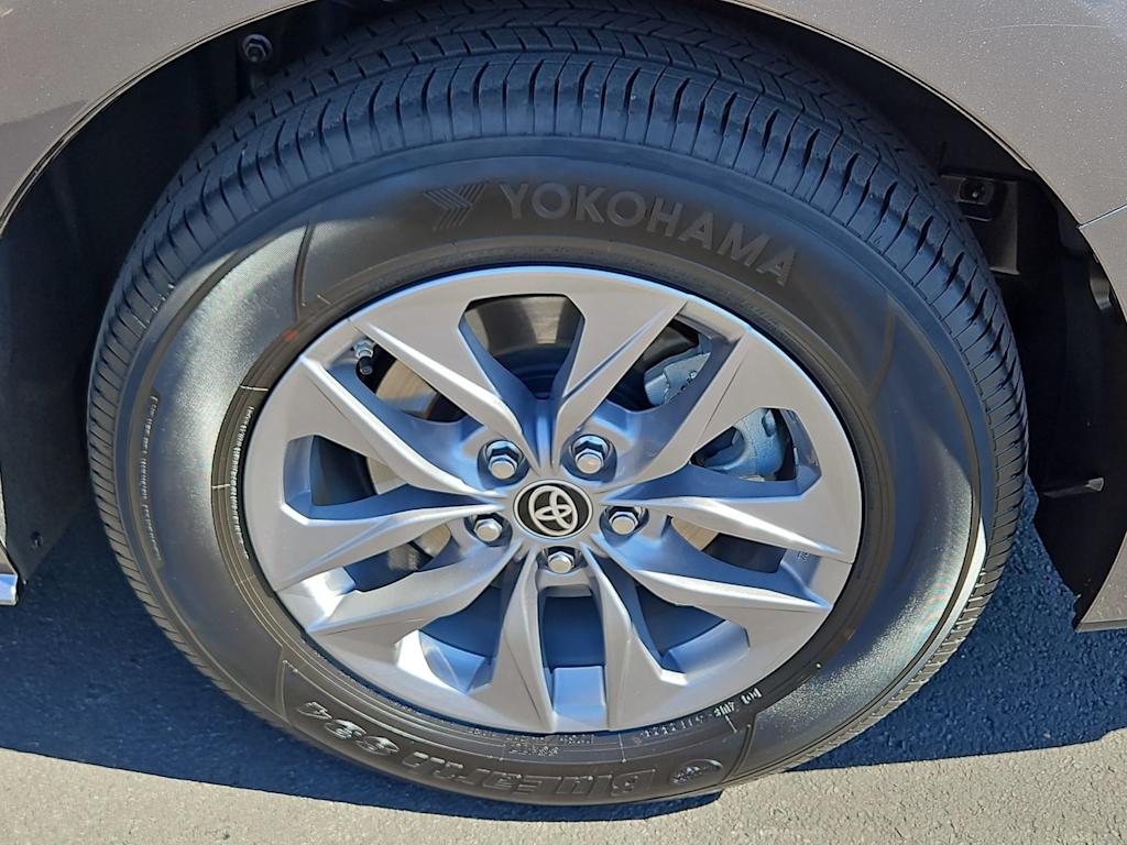 Thumbnail: 2024 Toyota Sienna - 7