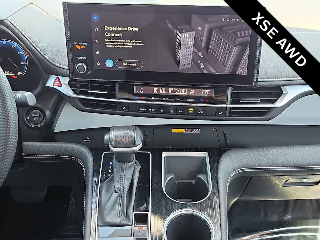 Thumbnail: 2025 Toyota Sienna - 14