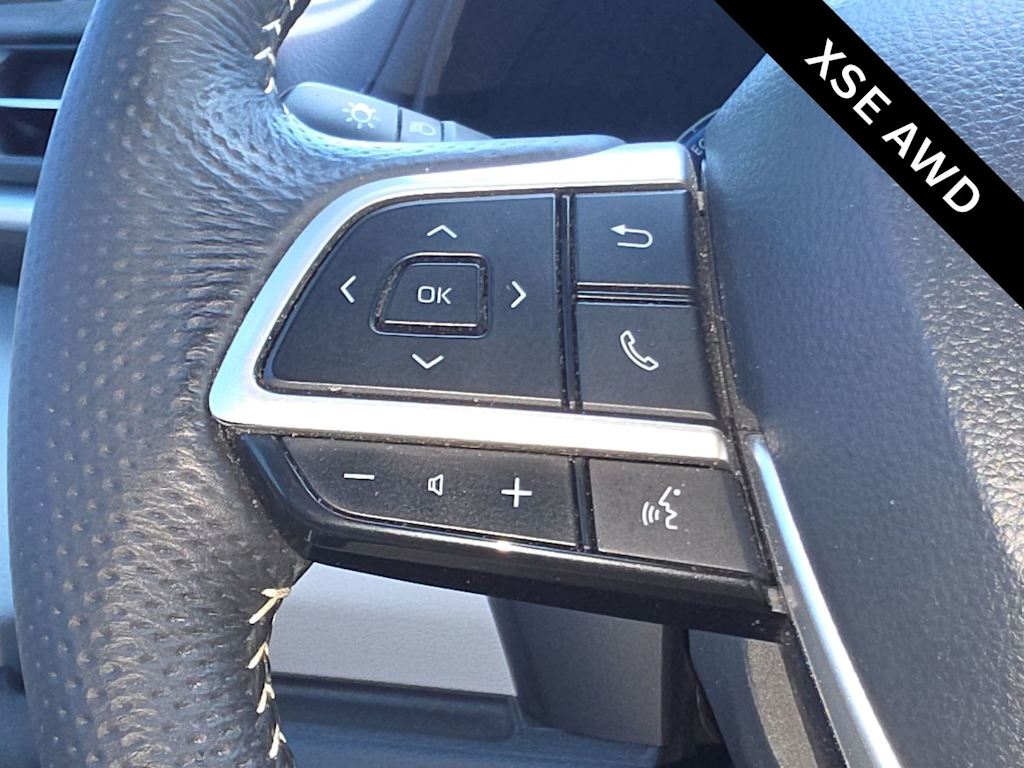 Thumbnail: 2025 Toyota Sienna - 28