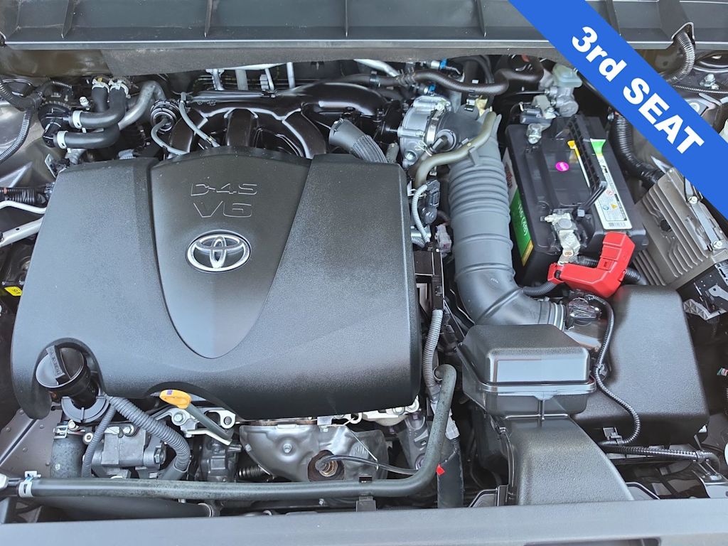 Thumbnail: 2021 Toyota Highlander - 9