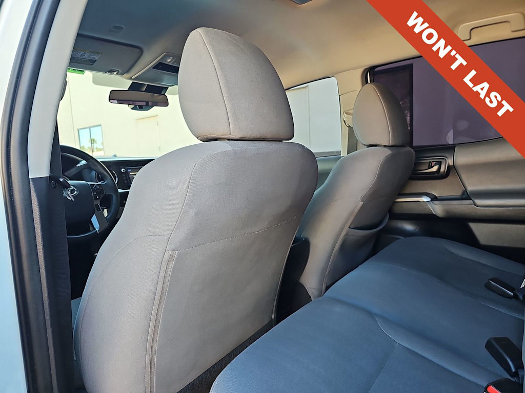 Thumbnail: 2019 Toyota Tacoma - 12