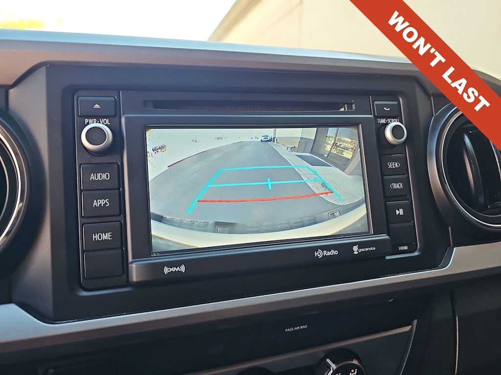 Thumbnail: 2019 Toyota Tacoma - 25