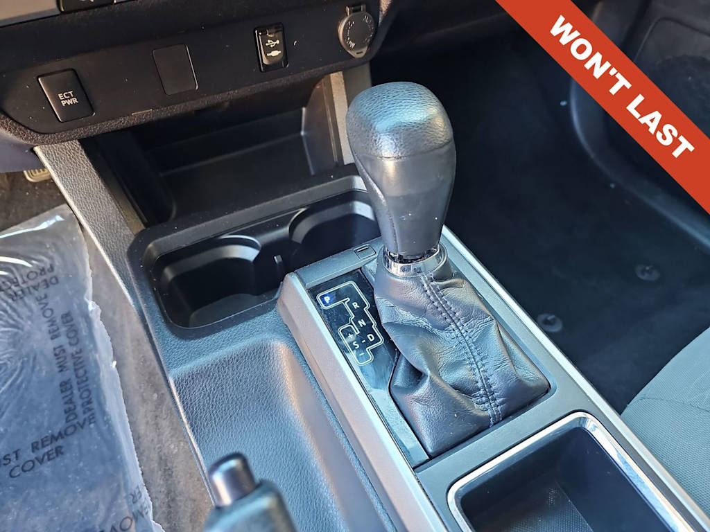 Thumbnail: 2019 Toyota Tacoma - 16