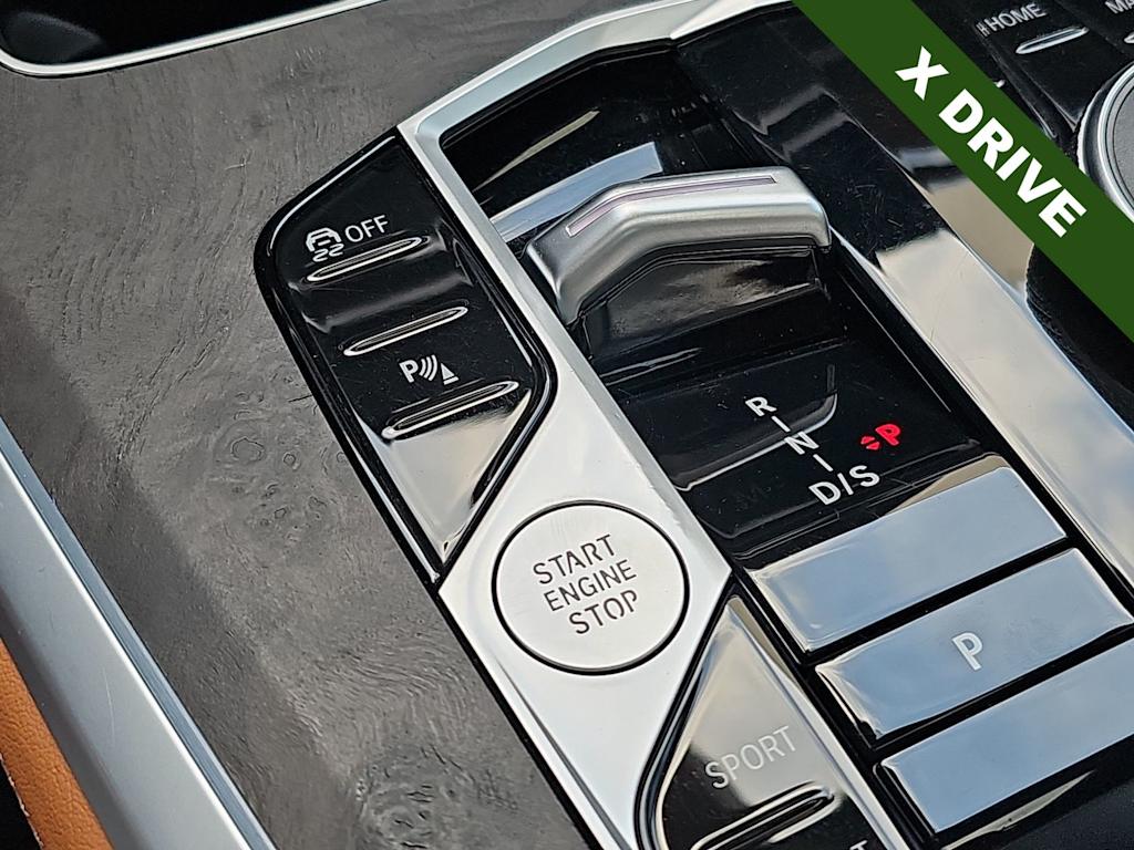 Thumbnail: 2025 BMW X5 - 25