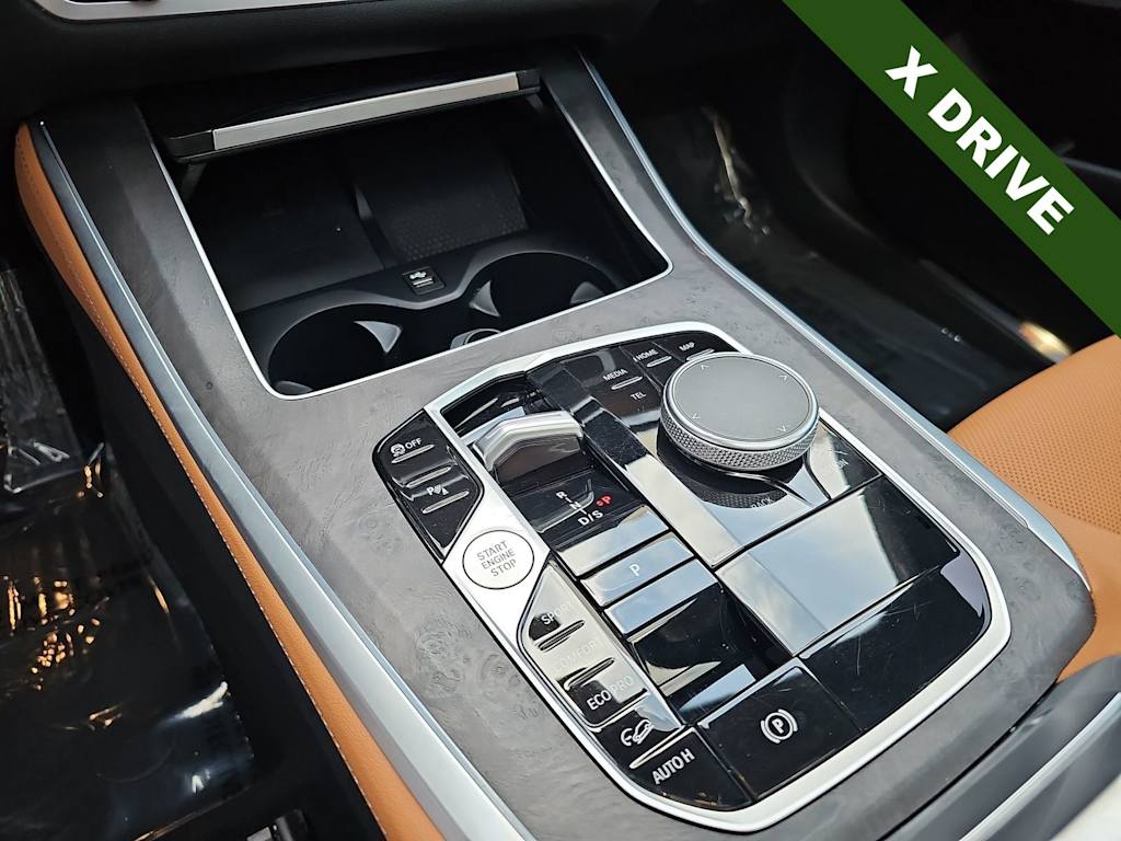 Thumbnail: 2025 BMW X5 - 15