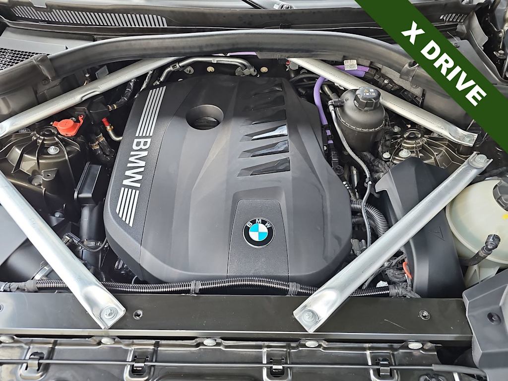 Thumbnail: 2025 BMW X5 - 8