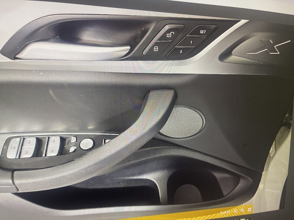 Thumbnail: 2023 BMW X3 - 13