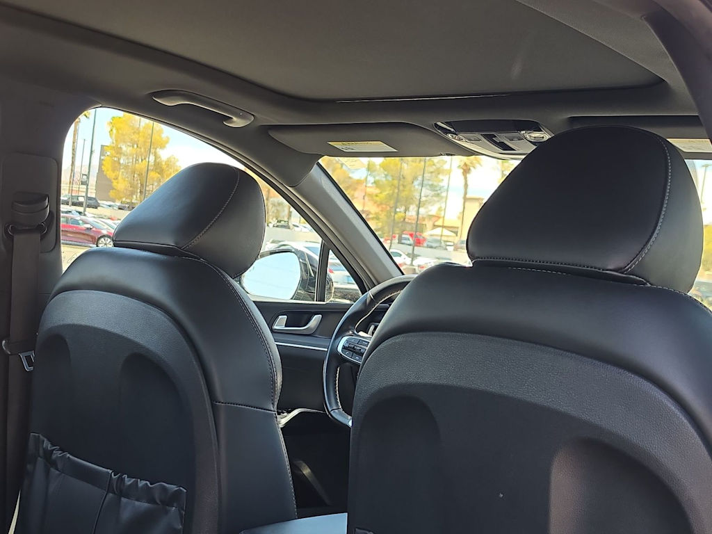 Thumbnail: 2022 Kia K5 - 17
