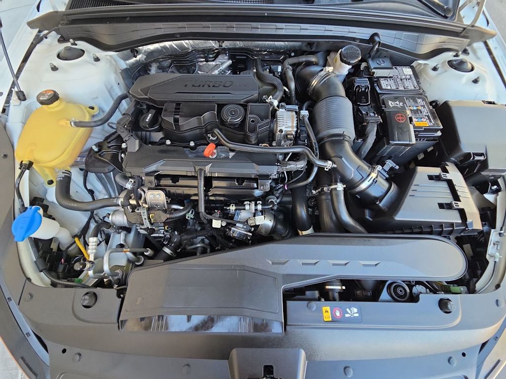 Thumbnail: 2021 Kia K5 - 9