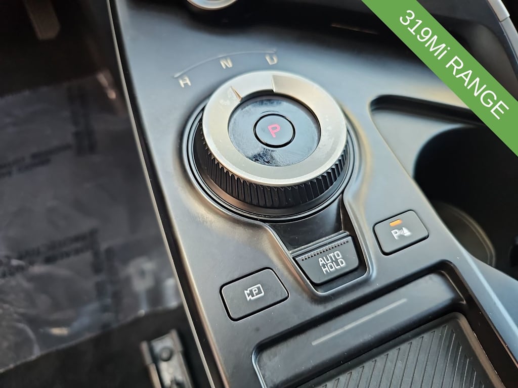 Thumbnail: 2025 Kia EV6 - 13