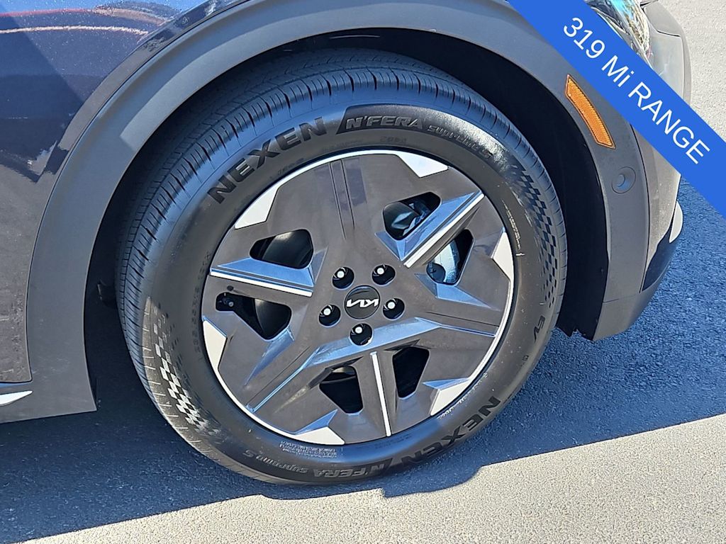 Thumbnail: 2025 Kia EV6 - 6