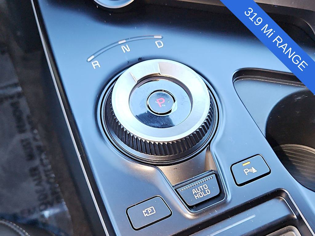 Thumbnail: 2025 Kia EV6 - 25
