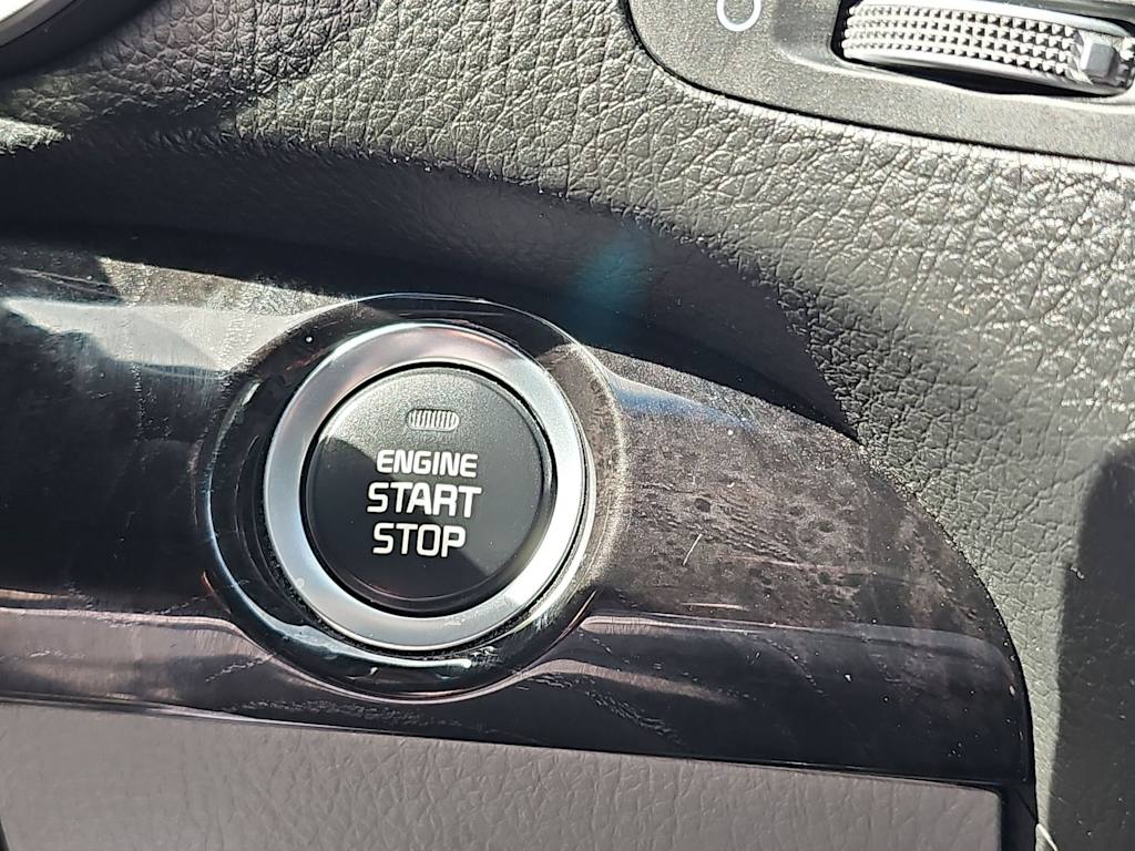 2015 Kia Sorento SX 26
