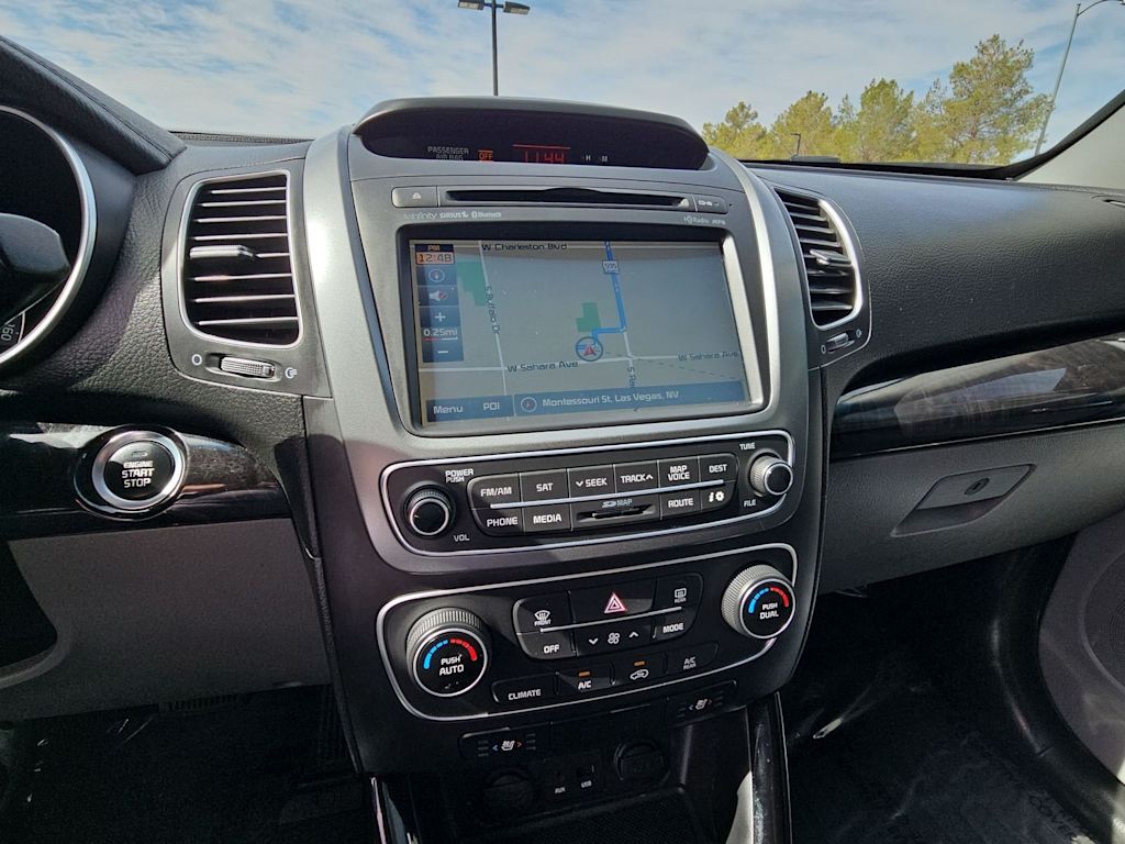 2015 Kia Sorento SX 14
