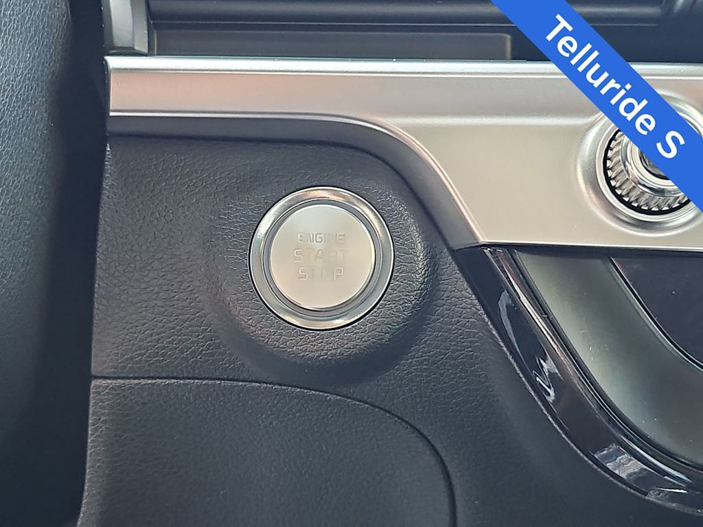 Thumbnail: 2025 Kia Telluride - 25