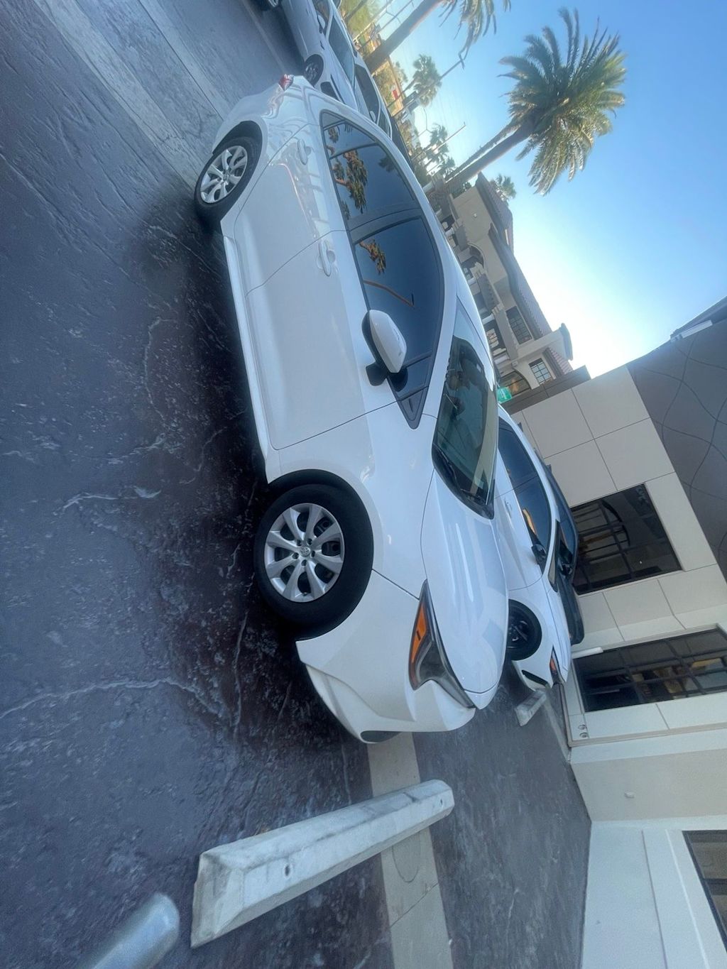 Thumbnail: 2021 Toyota Corolla - 3