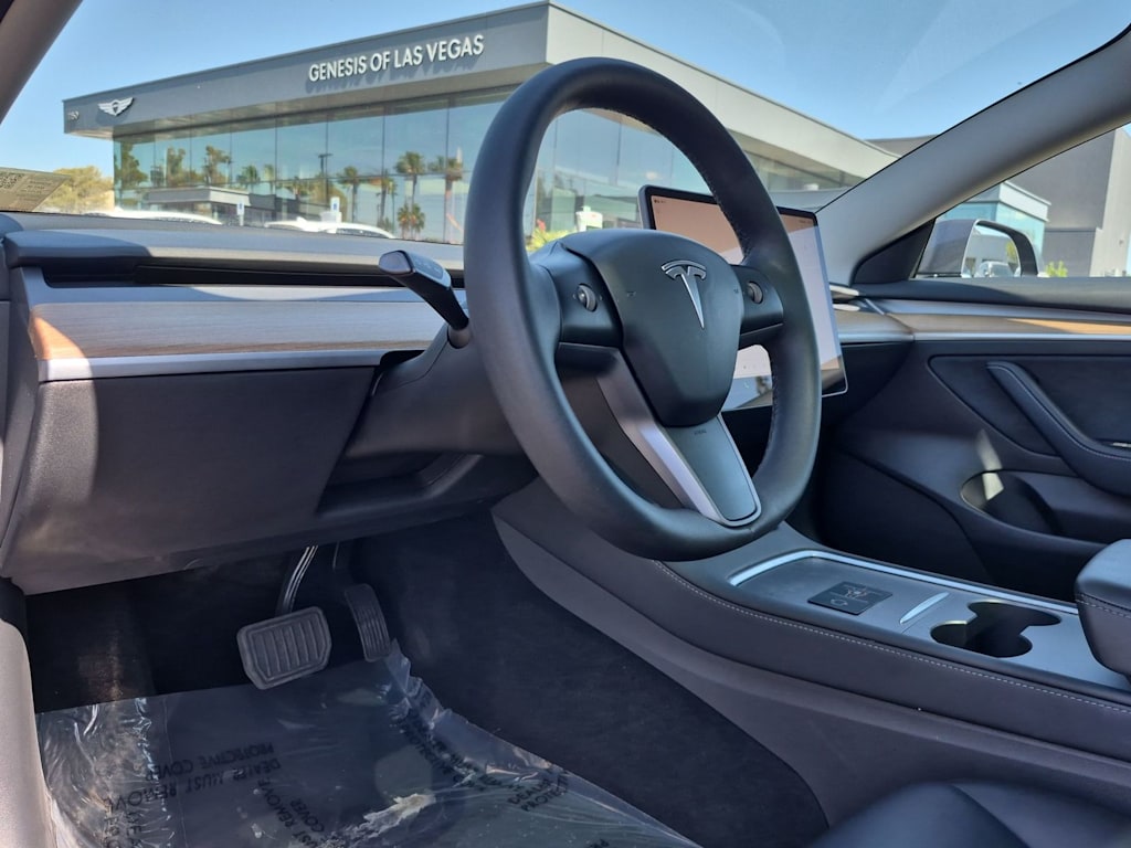Thumbnail: 2023 Tesla Model 3 - 2