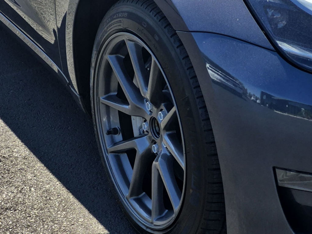 Thumbnail: 2023 Tesla Model 3 - 8