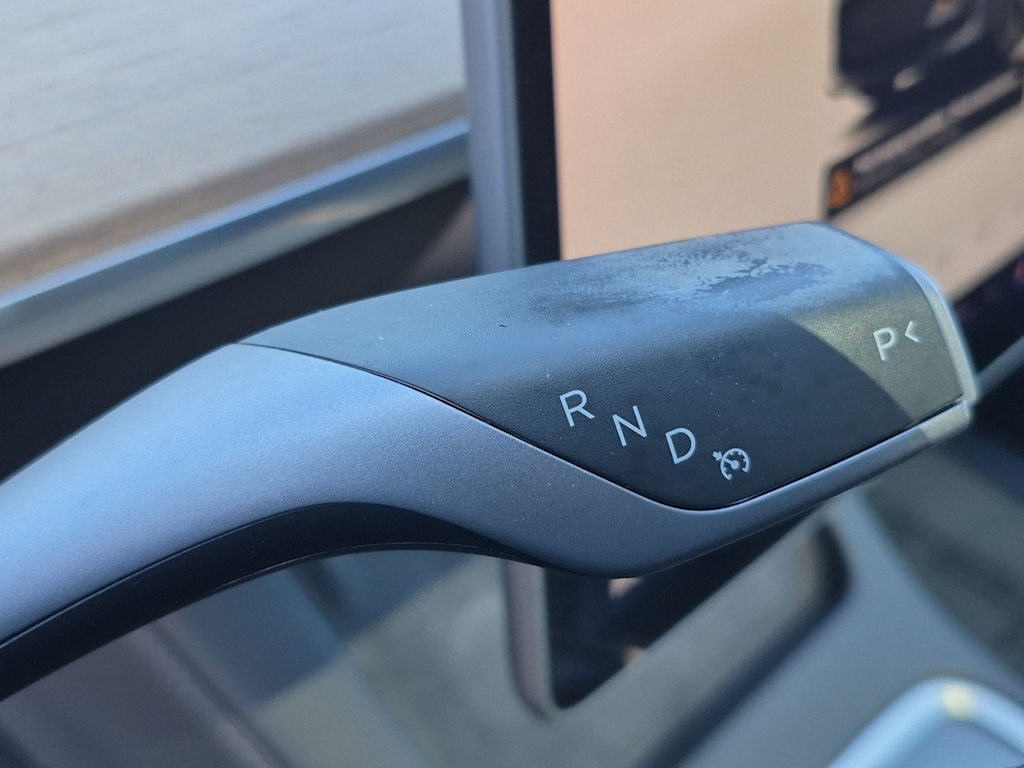 Thumbnail: 2023 Tesla Model 3 - 23