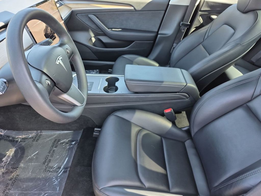 Thumbnail: 2023 Tesla Model 3 - 10