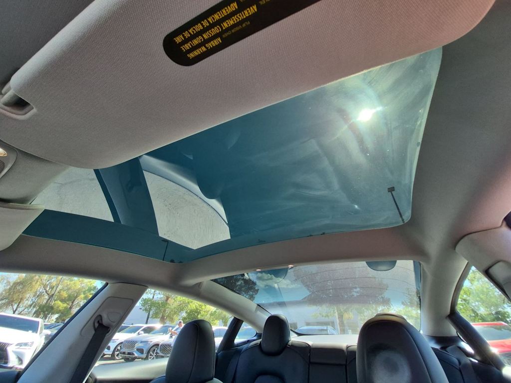 Thumbnail: 2023 Tesla Model 3 - 28