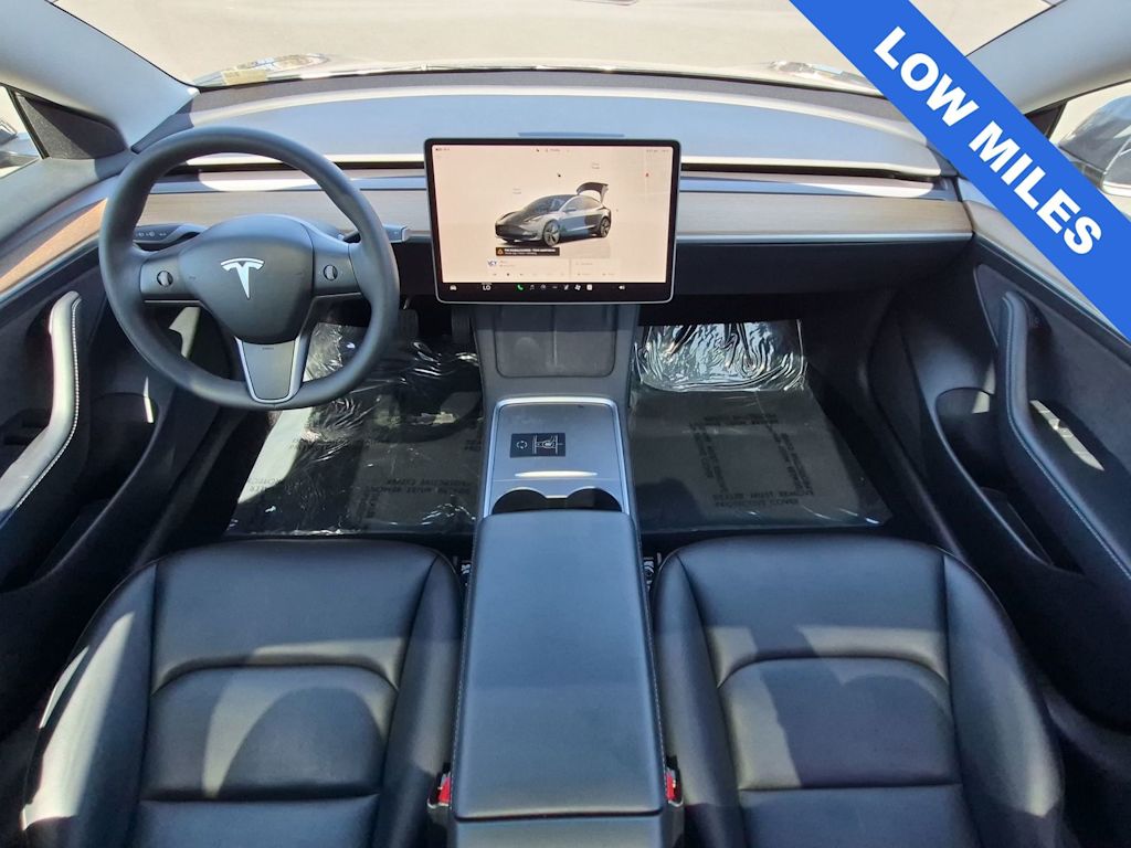 Thumbnail: 2023 Tesla Model 3 - 9