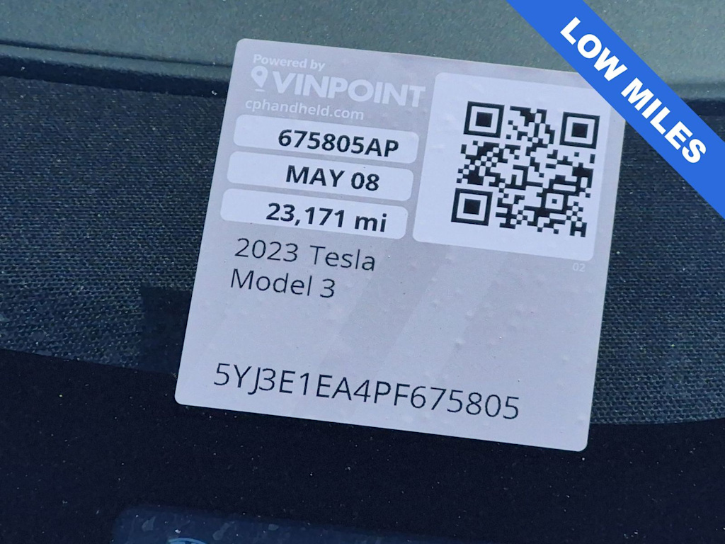 Thumbnail: 2023 Tesla Model 3 - 16