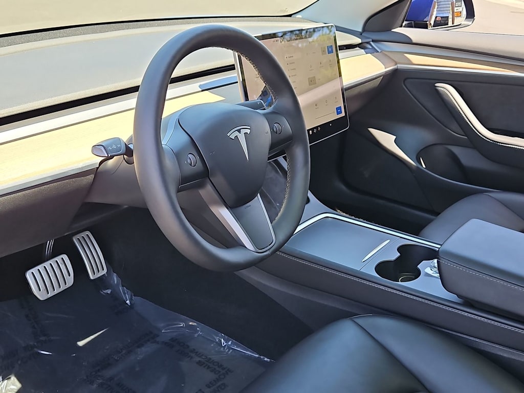 Thumbnail: 2022 Tesla Model 3 - 2