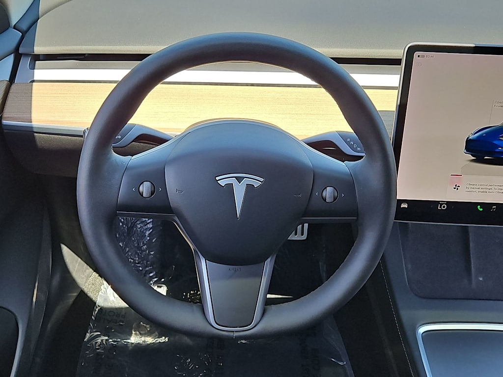 Thumbnail: 2022 Tesla Model 3 - 11