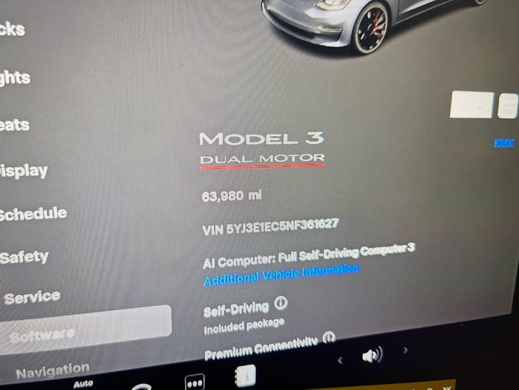 Thumbnail: 2022 Tesla Model 3 - 15