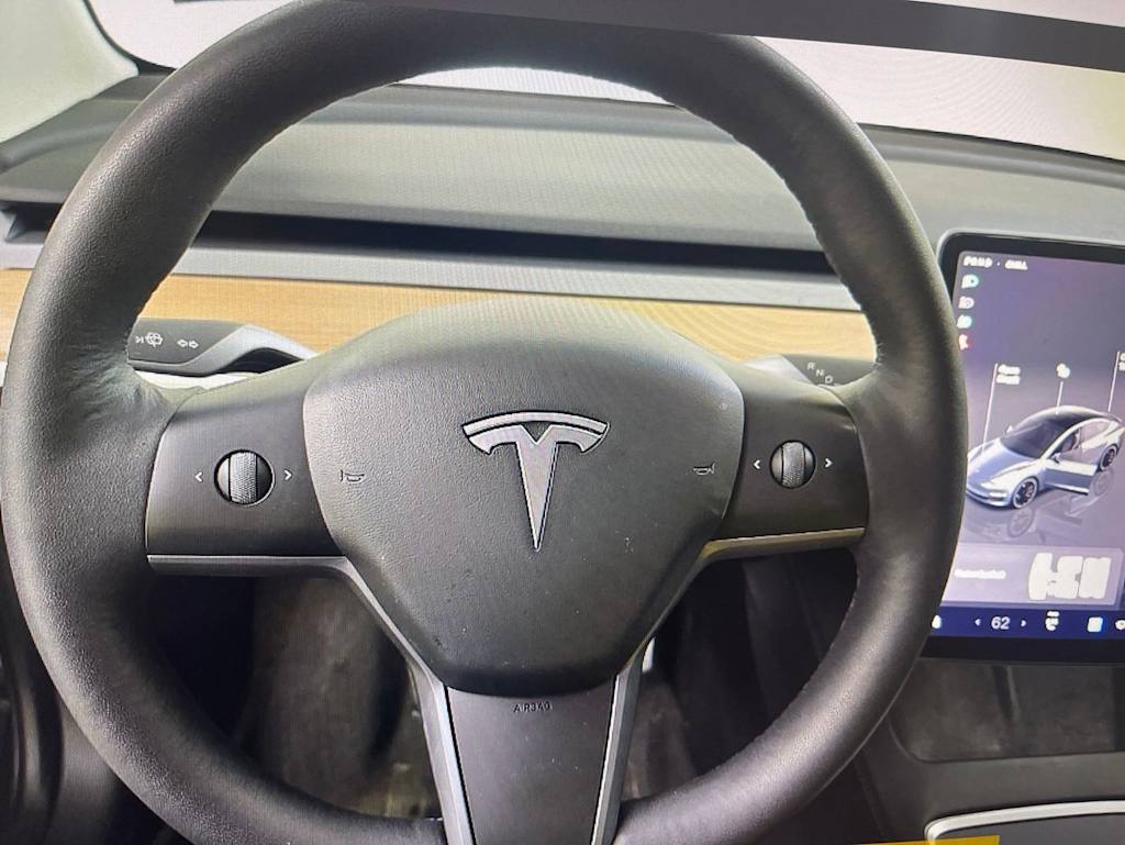 Thumbnail: 2022 Tesla Model 3 - 5